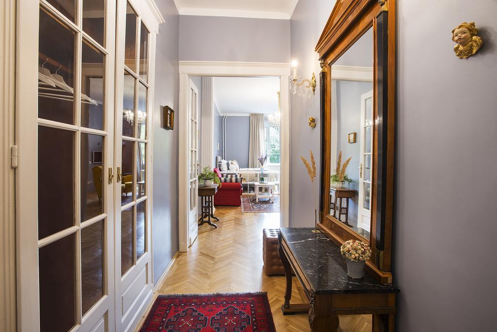 Engel Apartament *