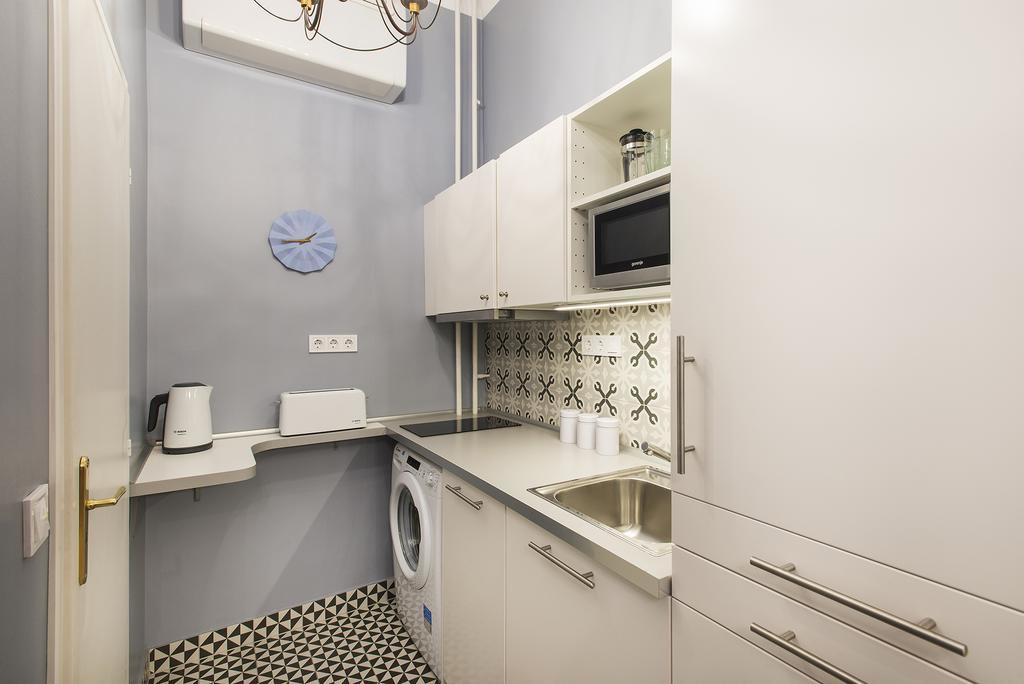 Engel Apartament