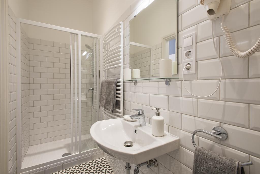 Engel Apartament